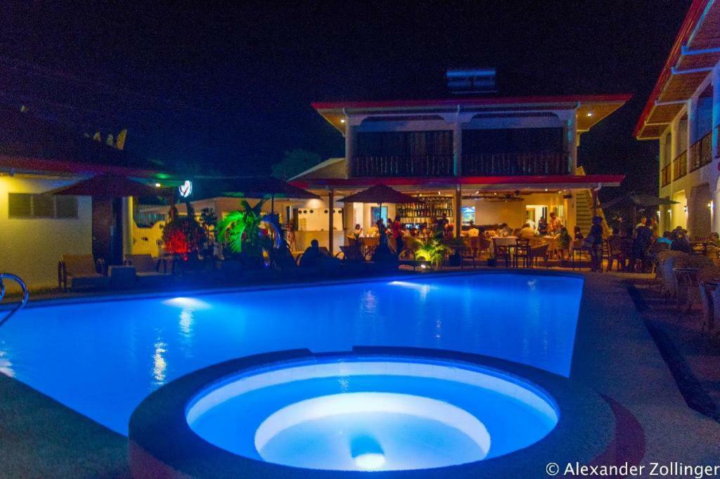 Alona Vida Beach Hill Resort Panglao Bagian luar foto