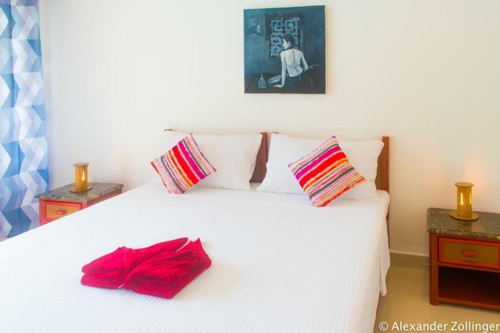 Alona Vida Beach Hill Resort Panglao Bagian luar foto