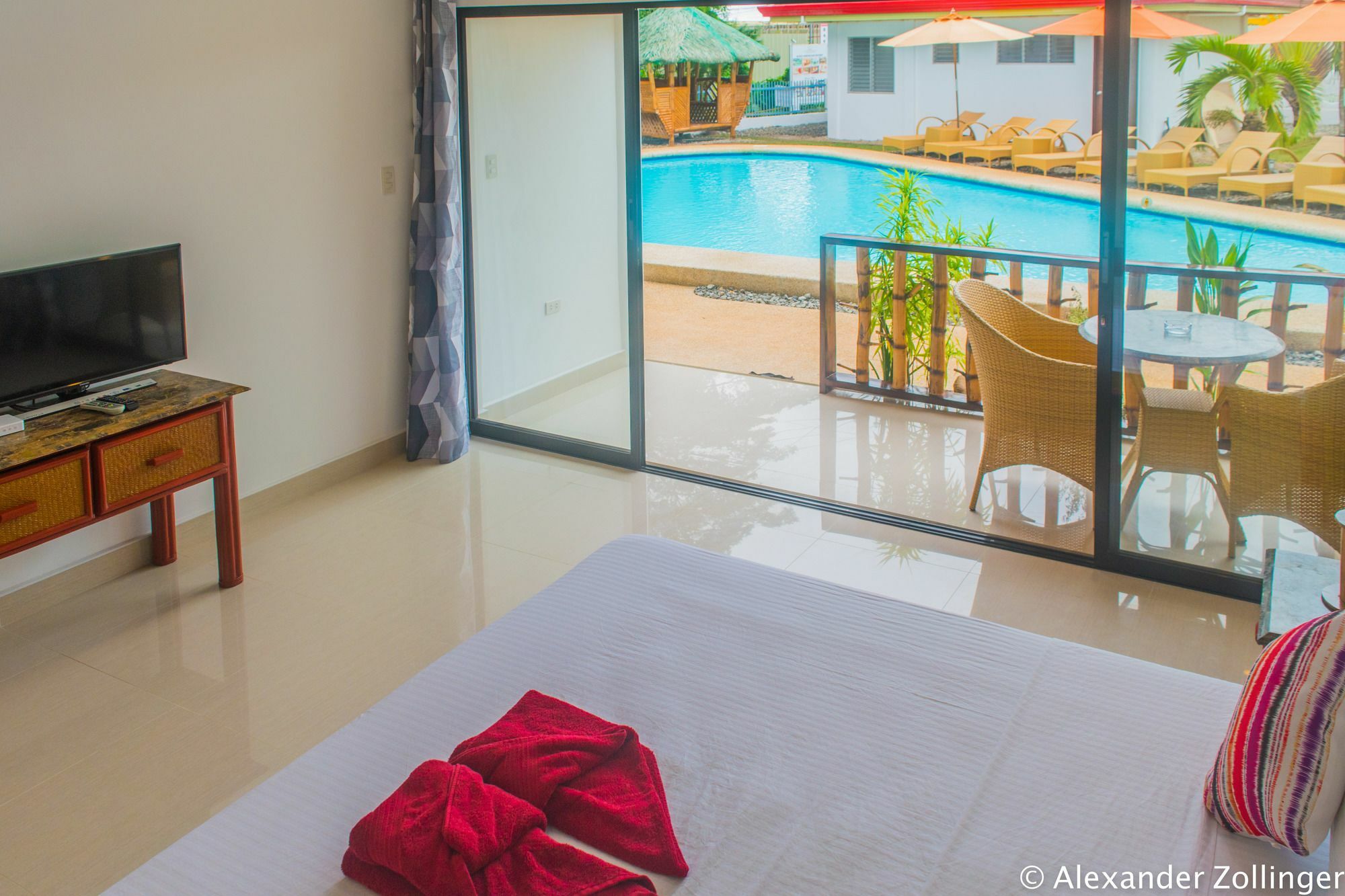 Alona Vida Beach Hill Resort Panglao Bagian luar foto